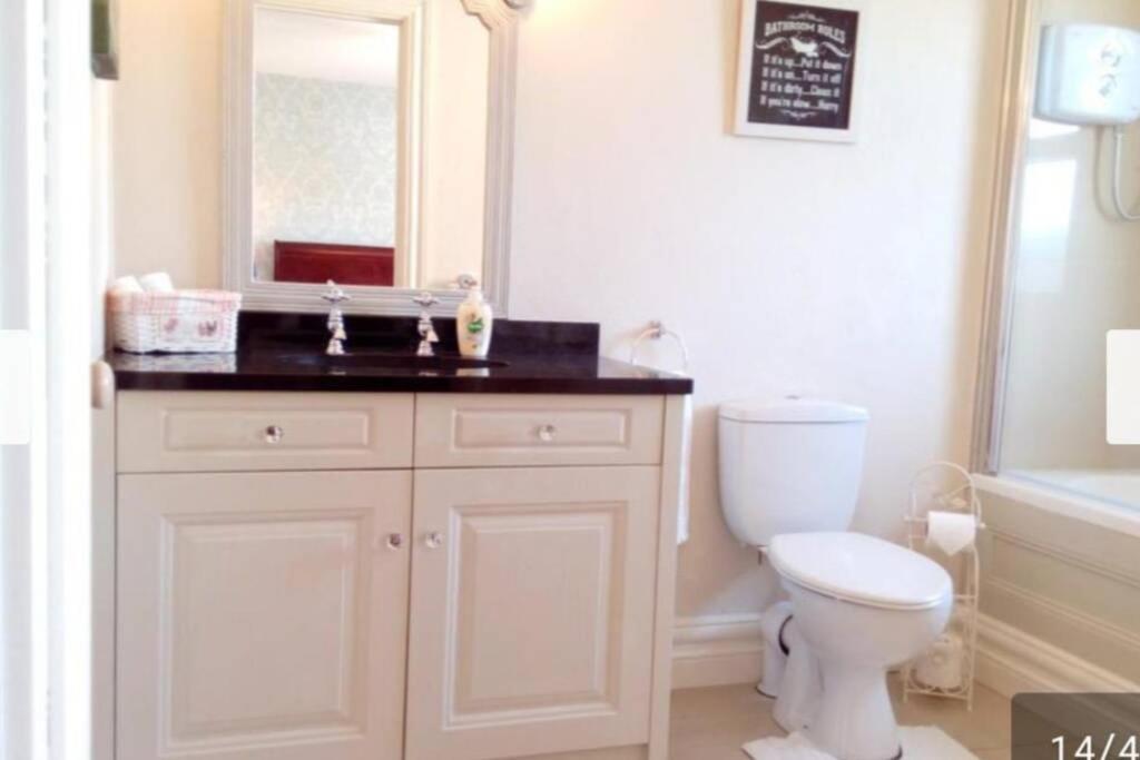 Cliffs View Self Catering @ Limestone Lodge Doolin Exterior foto